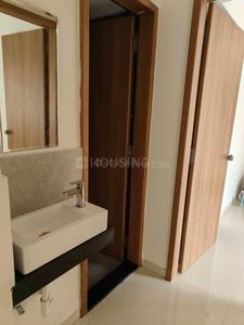 Image of 975 Sq.ft 2 BHK Apartment / Flat for sale in Mahalaxmi Zen Estate, Kharadi, Pune for Rs. 10000000