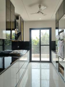 Kitchen Image of 2400 Sq.ft 3 BHK Apartment / Flat for rent in Kanchanjanga Tower, Sector 56 Gurgaon for Rs. 45000