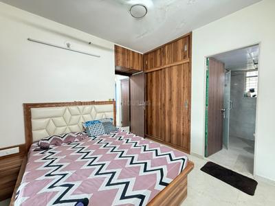 Bedroom Image of 700 Sq.ft 1.5 BHK Apartment / Flat for rent in Dosti West County Oak, Thane West Thane for Rs. 34000