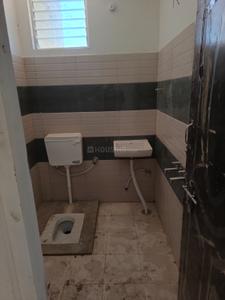 Bathroom Image of 570 Sq.ft 2 BHK Apartment / Flat for sale in Naganarai Niwas, Nandri Jodhpur for Rs. 1400000