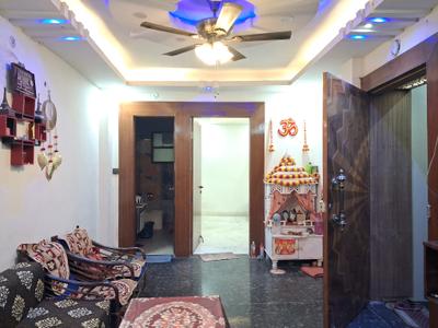 Living Room Image of 900 Sq.ft 2 BHK Builder Floor for rent in Sector 72 Noida for Rs. 25000