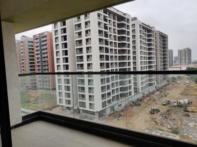 Balcony Image of 3825 Sq.ft 4 BHK Apartment / Flat for sale in Shree Stuti, PDPU Road Gandhinagar for Rs. 20000000