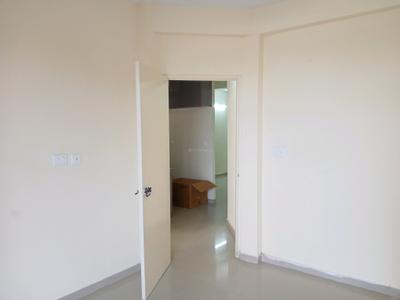 Bedroom Image of 650 Sq.ft 3 BHK Apartment / Flat for rent in Pyramid Infinity, Sector 70 Gurgaon for Rs. 26000