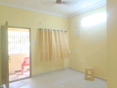 Living Room Image of 980 Sq.ft 2 BHK Apartment / Flat for rent in Puthagaram, Ambattur Chennai for Rs. 21000