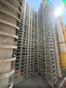 Building Image of 4000 Sq.ft 4 BHK Apartment / Flat for sale in Raiaskaran, Andheri West Mumbai for Rs. 180000000