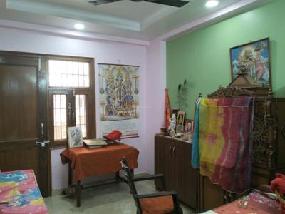 Bedroom Image of 1800 Sq.ft 4 BHK Builder Floor for sale in Shalimar Garden Ghaziabad for Rs. 14000000
