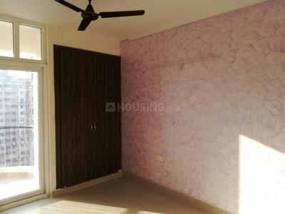 Bedroom Image of 1700 Sq.ft 2 BHK Independent House for rent in Sector 30 Noida for Rs. 30000