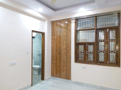 Bedroom Image of 1350 Sq.ft 3 BHK Apartment / Flat for sale in Shalimar Garden Ghaziabad for Rs. 11000000
