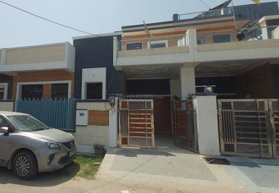 Image of 1250 Sq.ft 2 BHK Independent House for rent in Mayur Residency, Indira Nagar, Lucknow for Rs. 16500