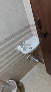 Bathroom Image of 150 Sq.ft 1 R Independent House for rent in Omkar Nagar Nagpur for Rs. 5000