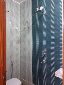 Bedroom Two Image of 1000 Sq.ft 3 BHK Builder Floor for rent in Uttam Nagar New Delhi for Rs. 30000