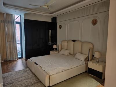 Bedroom Image of 2600 Sq.ft 3.5 BHK Builder Floor for sale in Emaar Emerald Floors, Sector 65 Gurgaon for Rs. 42000000