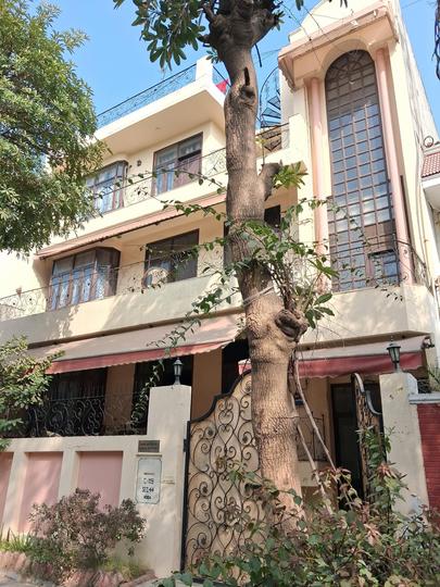 Sector 44 block C Building View 1