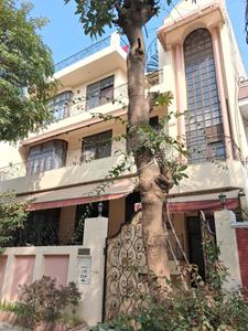 Building Image of 1500 Sq.ft 3 BHK Builder Floor for rent in Sector 44 Noida for Rs. 80000