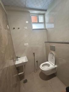Bathroom Image of 1500 Sq.ft 3 BHK Apartment / Flat for rent in Mansarovar Extension Jaipur for Rs. 25000