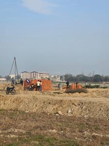 Image of 450 Sq.ft Residential Plot / Land for sale in Girdharpur, Greater Noida for Rs. 1250000