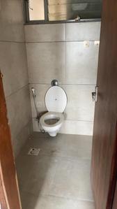 Bathroom Image of 1510 Sq.ft 3 BHK Apartment / Flat for sale in Vishwanath Samam, Shela Ahmedabad for Rs. 7200000