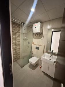 Bathroom Image of 2105 Sq.ft 3 BHK Apartment / Flat for rent in Supertech Supernova, Sector 94 Noida for Rs. 90000