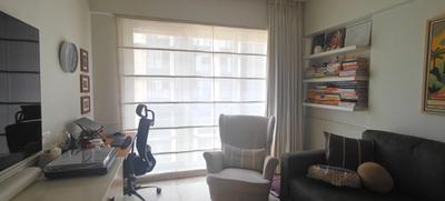 Hall Image of 930 Sq.ft 2 BHK Apartment / Flat for sale in Khar West Mumbai for Rs. 50000000