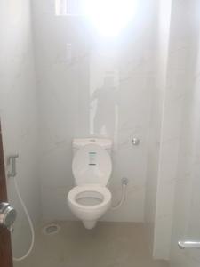Common Bathroom Image of 1700 Sq.ft 3 BHK Apartment / Flat for sale in Narsingi Hyderabad for Rs. 11900566