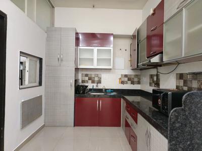 Kitchen Image of 1000 Sq.ft 2 BHK Apartment / Flat for rent in Amanora Future Towers, Hadapsar Pune for Rs. 44000