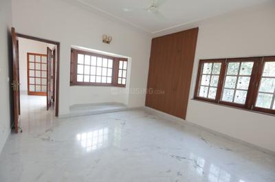Hall Image of 13500 Sq.ft 10 BHK Independent House for rent in New Friends Colony New Delhi for Rs. 800000