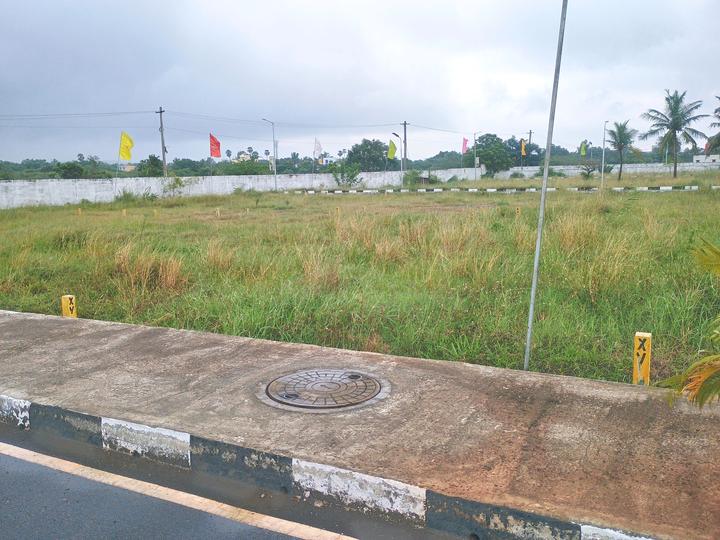 Padappai Main Image 1