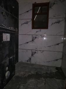 Common Bathroom Image of 1900 Sq.ft 4 BHK Apartment / Flat for sale in Complete Myra Buildwell Apartment, Chhattarpur New Delhi for Rs. 16000000