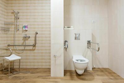 Bathroom Image of 1947 Sq.ft 3 BHK Apartment / Flat for sale in Sector 150 Noida for Rs. 29000000