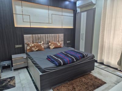 Bedroom Image of 1400 Sq.ft 1 BHK Builder Floor for rent in Sector 41 Noida for Rs. 32000