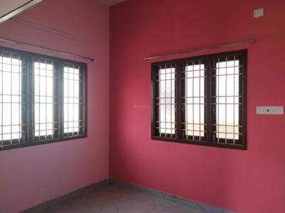 Bedroom Image of 800 Sq.ft 2 BHK Apartment / Flat for rent in Sri Chakra Nagar Chennai for Rs. 16500