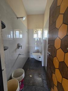 Bathroom Image of 400 Sq.ft 1 RK Independent House for rent in Sattur Hubali-Dharwad for Rs. 4000
