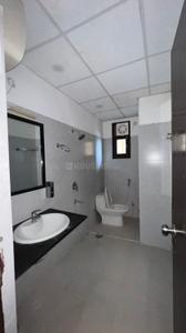Bathroom Image of 1750 Sq.ft 3 BHK Apartment / Flat for sale in Aarohan Crystel Link Apartment, Amausi Lucknow for Rs. 9500000