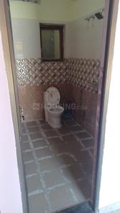 Bathroom Image of 800 Sq.ft 2 BHK Independent House for rent in Central Jail Road Varanasi for Rs. 12000