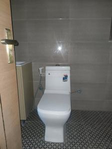 Bathroom Image of 1900 Sq.ft 3.5 BHK Apartment / Flat for sale in SKA Orion, Sector 143 Noida for Rs. 30500000