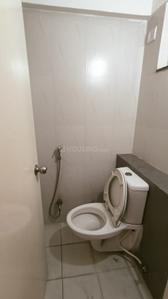 Bathroom Image of 750 Sq.ft 1 BHK Apartment / Flat for sale in Godrej Horizon, Mohammed Wadi Pune for Rs. 4000000