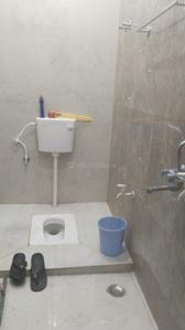 Bathroom Image of 1250 Sq.ft 2 BHK Builder Floor for rent in Deepti Kheda Lucknow for Rs. 8000
