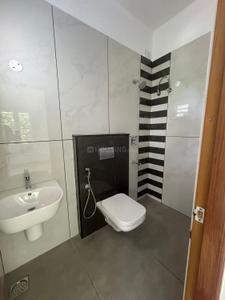 Bathroom Image of 2000 Sq.ft 4 BHK Independent House for sale in NJN Meadows, Kakkanad Kochi for Rs. 13500000