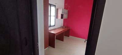 Bathroom Image of 1890 Sq.ft 3.5 BHK Independent House for rent in Chromepet Chennai for Rs. 26000