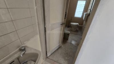 Bathroom Image of 1800 Sq.ft 3 BHK Independent House for rent in Mahesh Society, Bibwewadi Pune for Rs. 40000