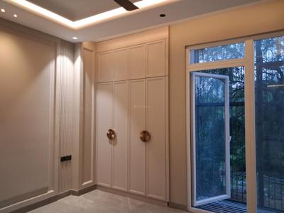 Bedroom Image of 1800 Sq.ft 3 BHK Builder Floor for sale in Paschim Vihar New Delhi for Rs. 36000000
