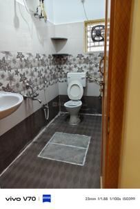 Image of 1200 Sq.ft 2 BHK Apartment / Flat for rent in Flushing Meadows, Kartik Nagar, Bengaluru for Rs. 42000