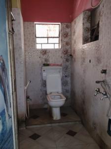 Bathroom Image of 1100 Sq.ft 2 BHK Builder Floor for rent in Bara Nilpur Bardhaman for Rs. 8500