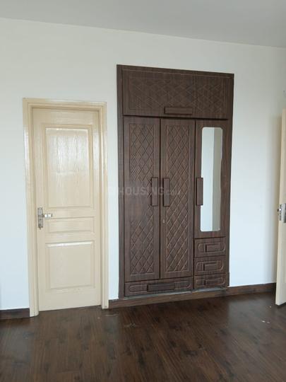 Corona Optus Main Image 1