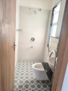 Bathroom Image of 1500 Sq.ft 3 BHK Apartment / Flat for rent in Jaikumar Parksyde Homes Phase 1, Hanuman Nagar Nashik for Rs. 20000