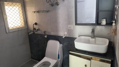 Image of 1349 Sq.ft 3 BHK Apartment / Flat for rent in Gardenia Glory, Sector 46, Noida for Rs. 45000