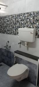 Bathroom Image of 1066 Sq.ft 2 BHK Apartment / Flat for rent in Tansi Nagar Welfare Association, Velachery Chennai for Rs. 25000