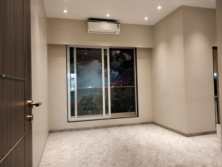 Metro Satyam Queens Necklace Main Image 1