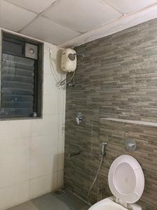 Common Bathroom Image of 890 Sq.ft 1.5 BHK Apartment / Flat for sale in Lodha Lakeshore Greens, Palava Phase 2 Thane for Rs. 4025000