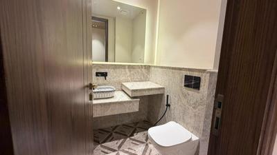Image of 4500 Sq.ft 4 BHK Builder Floor for sale in New Friends Colony, New Delhi for Rs. 120000000